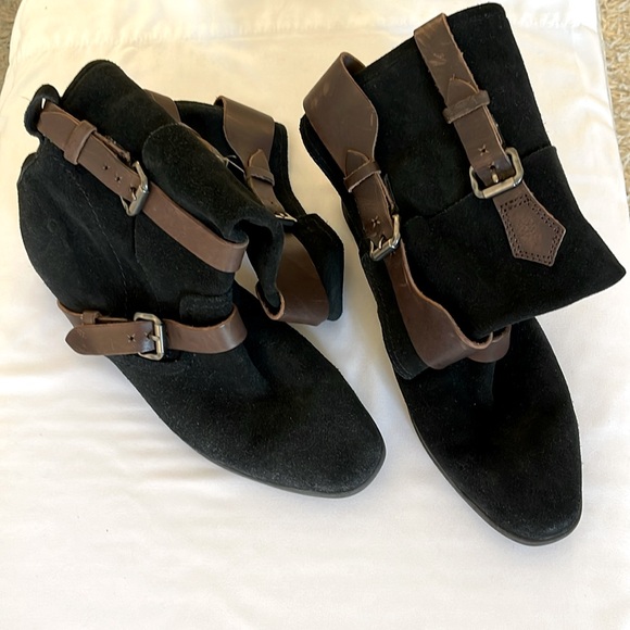 otot Suede Boots with Straps Black/Brown Size 9 EUC - Picture 1 of 12